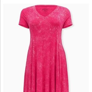 TORRID SUPER SOFT HOT PINK MINERAL WASH FLUTED MINI DRESS